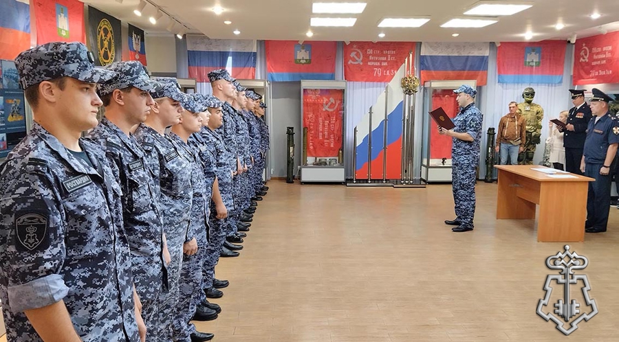 В Орле сотрудники Росгвардии приняли присягу