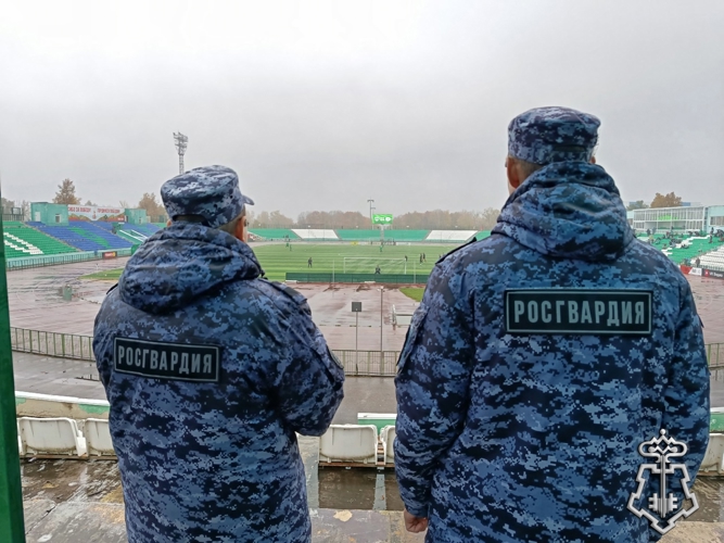 Сотрудники Росгвардии обеспечили безопасность на футбольных матчах в Орле