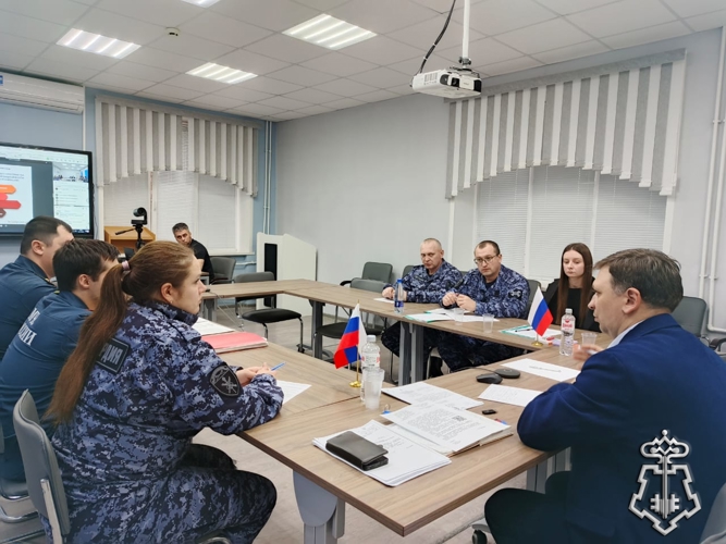 Представители Росгвардии выступили на вебинаре об антитеррористической защищенности школ