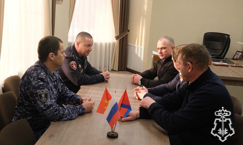 В Кромском районе прошла рабочая встреча начальника регионального Управления Росгвардии с главой муниципалитета