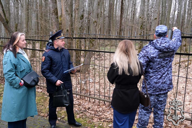 В Орле начальник регионального Управления Росгвардии проверил антитеррористическую защищённость детского лагеря «Лесная поляна»