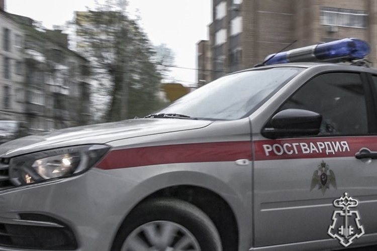 В Орле сотрудники Росгвардии проводят комплексные тренировки на охраняемых объектах