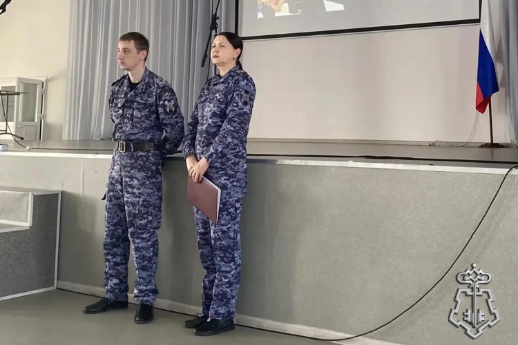 Представители Росгвардии рассказали ливенским школьникам о возможностях поступления в ведомственные вузы